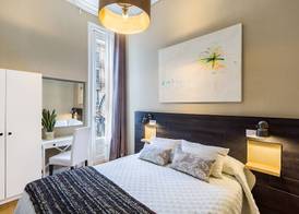 El Born Guest House by Casa Consell 3