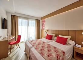 Universal Hotel Perla 5