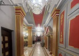 Cosmopolitan hotel 5