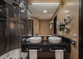 Crowne Plaza MADRID AIRPORT by IHG 5