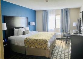 Baymont by Wyndham Latham Albany Airport 4
