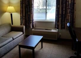 Days Inn & Suites by Wyndham Vancouver 5