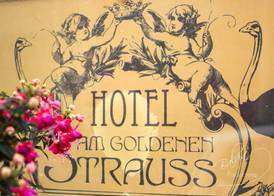 Hotel Am Goldenen Strauss 3