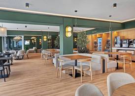 B&B HOTEL Santiago Milladoiro 4