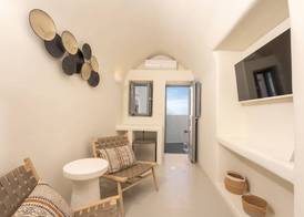 Cilon Suites Santorini 5
