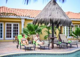 Aruba Tropic Apartments 2