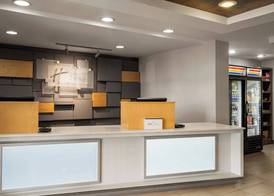 Holiday Inn Express & Suites ALTOONA-DES MOINES by IHG 2