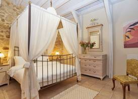 Arhontiko Arhanes Suites 5