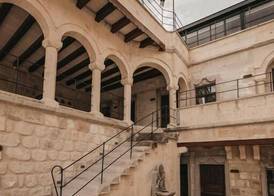 Medusa Cave Hotel 5