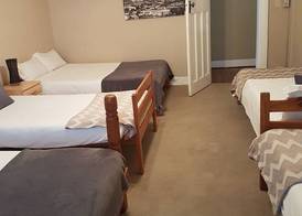 Oasis Shanti Backpackers 3