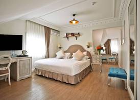 Villa Blanche Hotel 4