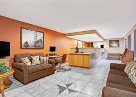 Super 8 by Wyndham Albany Corvallis 3