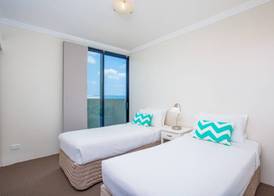 Republic Apartments Brisbane City 3
