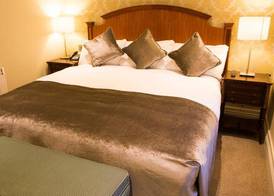 TF Royal Hotel & Theatre 5