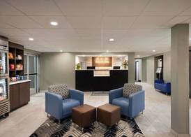 AmericInn by Wyndham Dodgeville 5