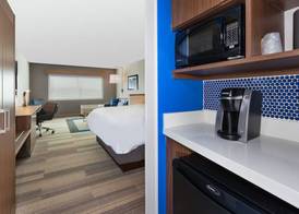 Holiday Inn Express & Suites EAU CLAIRE WEST I-94 by IHG 4