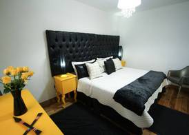 Hotel + Arte 3