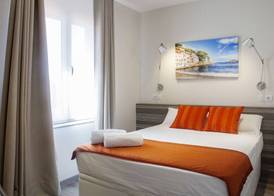 Eixample Building Apartments by Mercedes Heritage 5