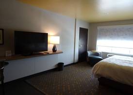 Holiday Inn JONESBORO by IHG 4