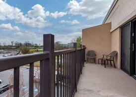 Best Western Plus Oswego Hotel and Conference Center 4