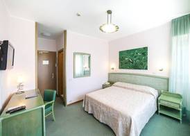 Hotel American 4
