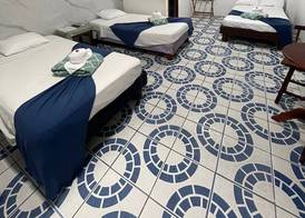 GARDNER HOSTAL 5