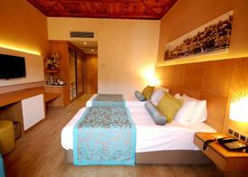 Club & Hotel Letoonia 5
