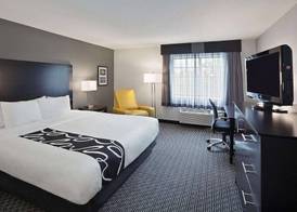 La Quinta by Wyndham Cleveland Macedonia 5