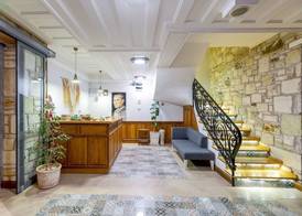 Navalia Hotel 4