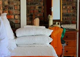 Sandpiper Guest Cottages 4