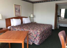 Sunset Inn Clarksville 3