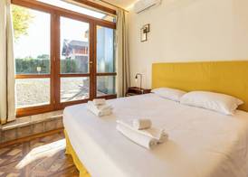 Borgo Malvasia- La Cascina 3