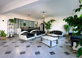 Aquarius Beach Hotel 2