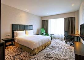 Crowne Plaza Shanghai Jinshan by IHG 5