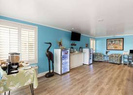Days Inn by Wyndham Maui Oceanfront 3