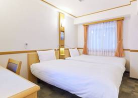 Toyoko Inn Osaka JR Noda Ekimae 3