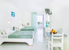 Xenios Port Marina Hotel 5