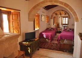 Malvasia Traditional Hotel 3