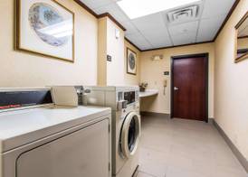 Ardmore Inn & Suites Ardmore 5
