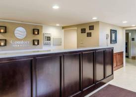 Comfort Inn & Suites West Springfield 2