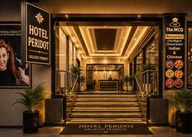 Hotel Peridot Deluxe Delhi Airport 2