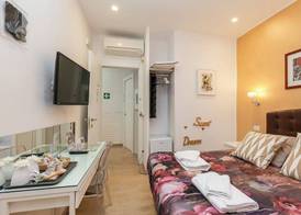 Sweet Stay In Rome 5