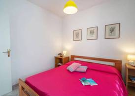 Comfort and privacy for four guests 2
