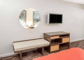 Super 8 by Wyndham Adel 5