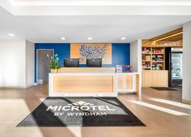 Microtel Inn & Suites by Wyndham Prattville Montgomery 5