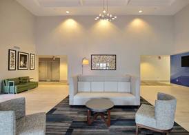 Holiday Inn Express & Suites MILWAUKEE AIRPORT by IHG 5