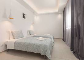 Correeira Luxury Residence 3