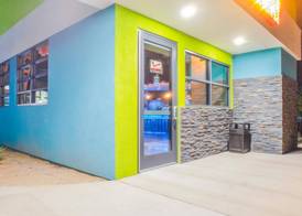 CCBC Resort Hotel - A Gay Men's Resort 5