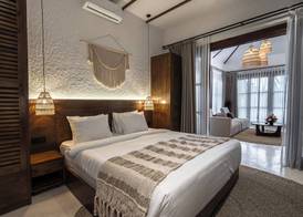Moonlight EVDEkimi - Stylish 2BR escape with Tropical garden and Pool 2