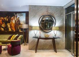 The George Hotel 2